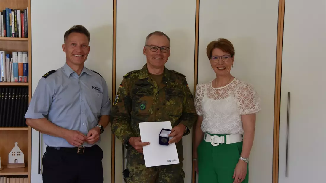 POL-MS: General Geilen verabschiedet sich von der Polizei Münster -- Polizeipräsidentin Alexandra Dorndorf dankt für gute Zusammenarbeit - Bild: presseportal.de