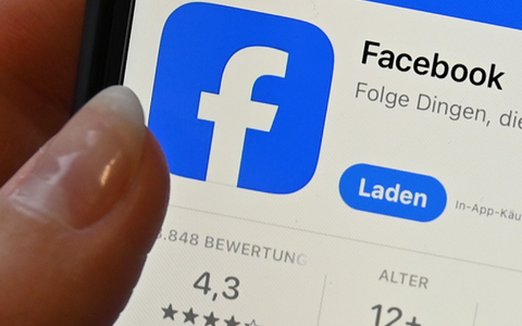 Meta will seine KI-Software Meta AI durch Nutzerdaten aus Instagram und Facebook trainieren. Verbraucherschützer sehen einen Verstoß gegen Datenschutzrecht und sind vor Gericht gezogen. - Foto: Anna Ross/dpa