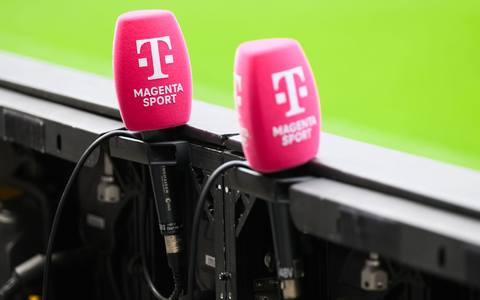 Die Telekom hat sich die TV-Rechte für die WM 2026 gesichert. - Foto: Robert Michael/dpa