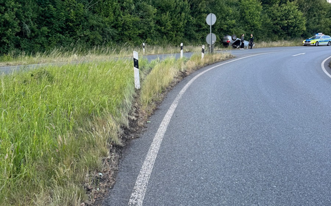 POL-DEL: Autobahnpolizei Ahlhorn: Verkehrsunfall auf der Autobahn 28 an der Anschlussstelle Deichhorst - Foto: presseportal.de