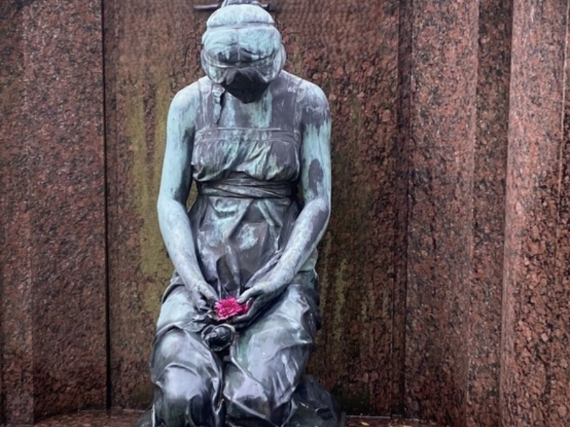 POL-HRO: Rostocker Bronzeplastiken im Wert von mehr als 37.000 Euro in Berlin sichergestellt - Kunstdiebstähle vom Neuen Friedhof aufgeklärt - Foto: presseportal.de