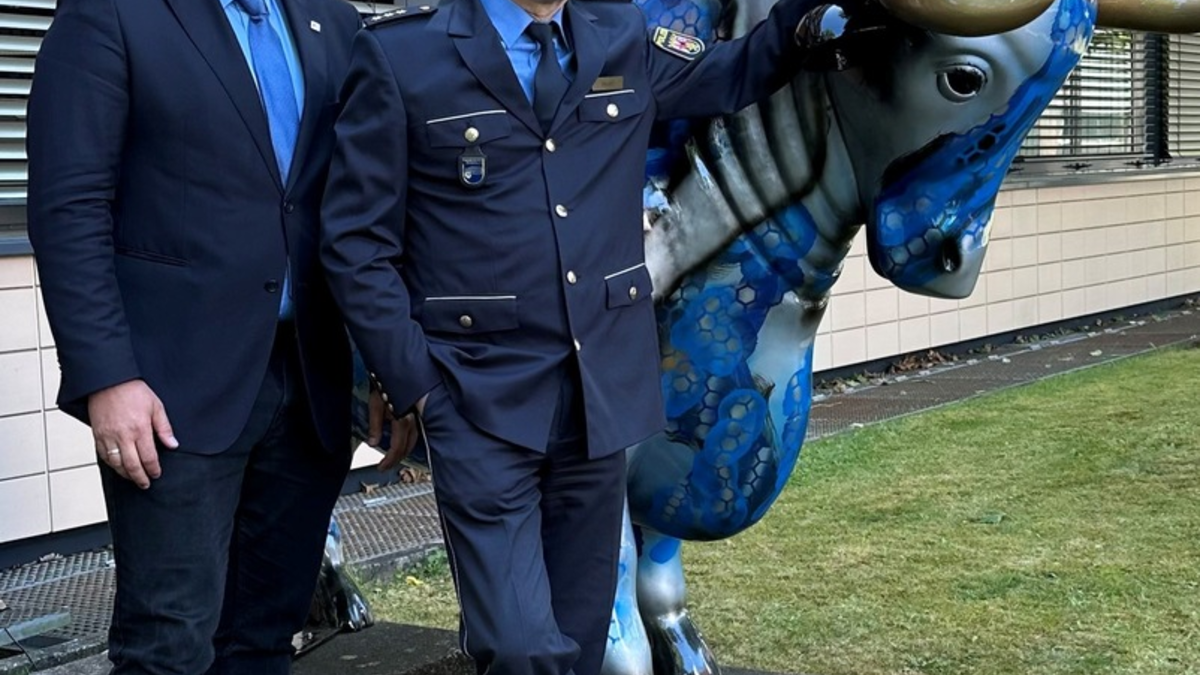 POL-PDPS: Neuer Stier in Pirmasens - Foto: presseportal.de