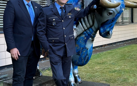 POL-PDPS: Neuer Stier in Pirmasens - Foto: presseportal.de