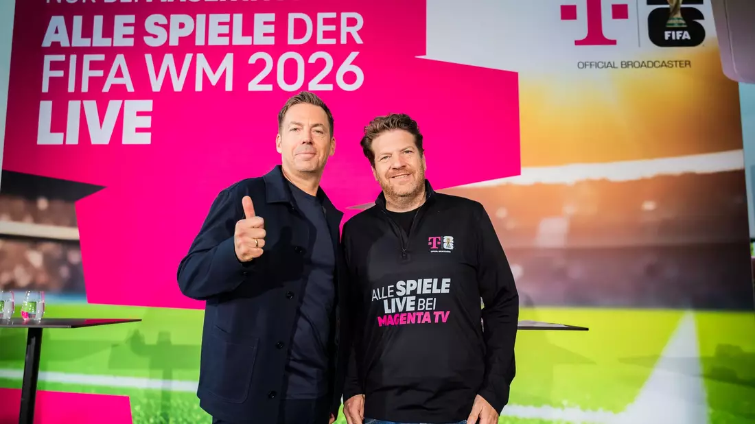 Die Telekom hat sich die TV-Rechte für die WM 2026 und drei andere Turniere gesichert. - Bild: Christoph Soeder/dpa