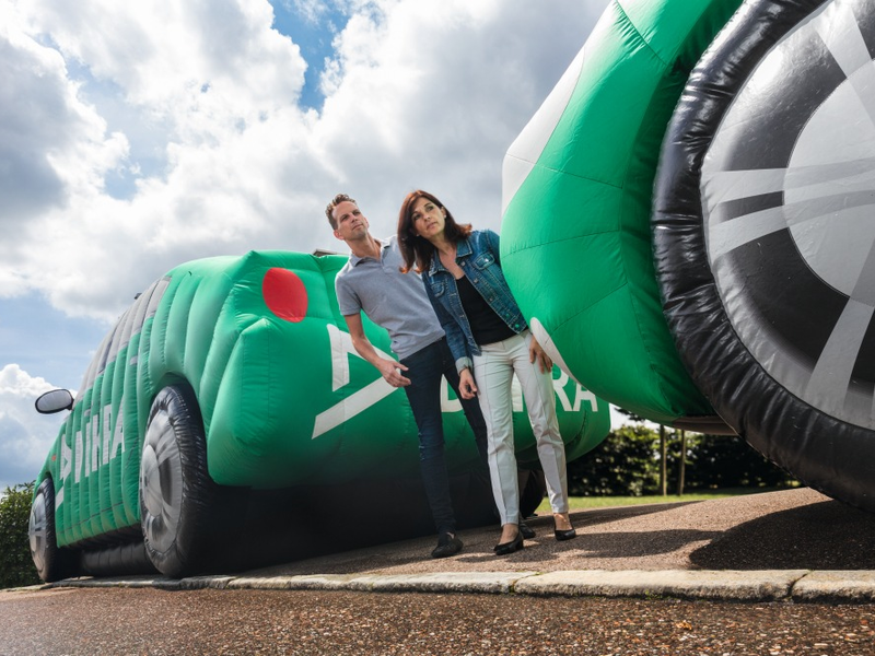 POL-WES: Moers - Kinder im Blick / Polizei und Dekra machen auf Kindersicherheit im Straßenverkehr aufmerksam - Foto: presseportal.de