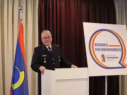 Bundesfachkongress bot Bausteine für Feuerwehralltag / DFV-Fortbildung: Wertvoller Einblick in Fachthemen und Impuls aus der Wirtschaft - Foto: presseportal.de
