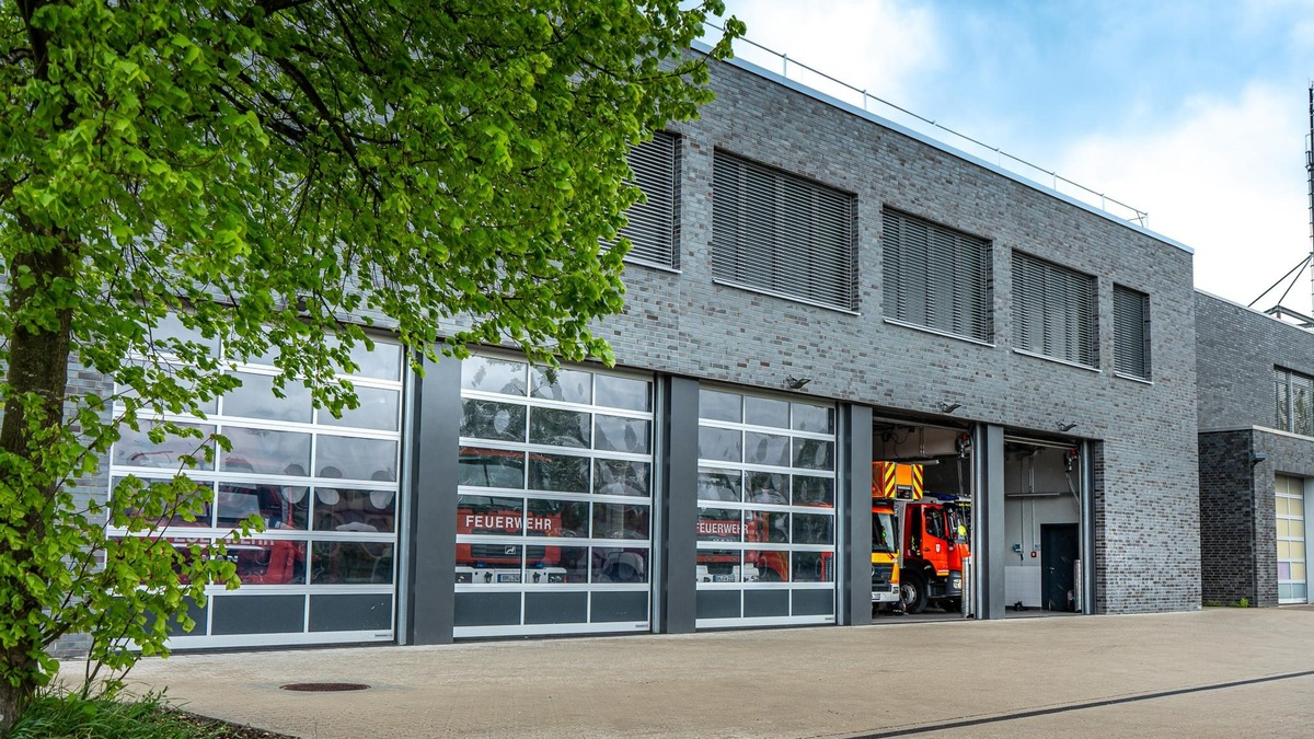 FW Bergheim: Erweiterung der Feuer- und Rettungswache Bergheim erfolgreich abgeschlossen Investition in die Zukunft der Feuerwehr - Foto: presseportal.de