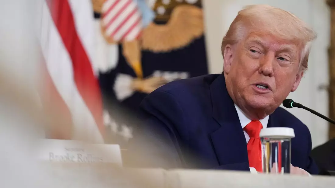 Trump will den britischen Sender BBC verklagen. - Bild: Jacquelyn Martin/AP/dpa