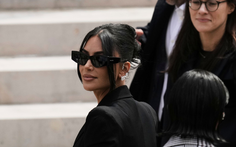 Zwei der Hauptangeklagten entschuldigten sich bei Kim Kardashian (Archivbild). - Foto: Aurelien Morissard/AP/dpa Zwei der Hauptangeklagten entschuldigten sich bei Kim Kardashian (Archivbild). - Foto: Aurelien Morissard/AP/dpa