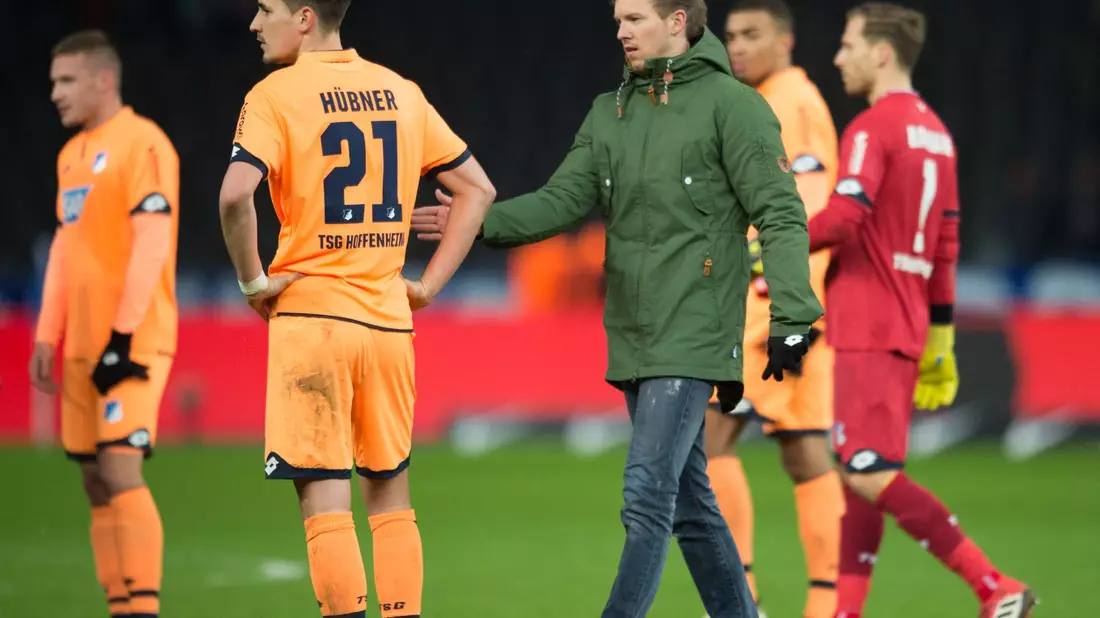 Gemeinsame Hoffenheimer Zeit: Benjamin Hübner (l) und Julian Nagelsmann (r). - Bild: Annegret Hilse/dpa