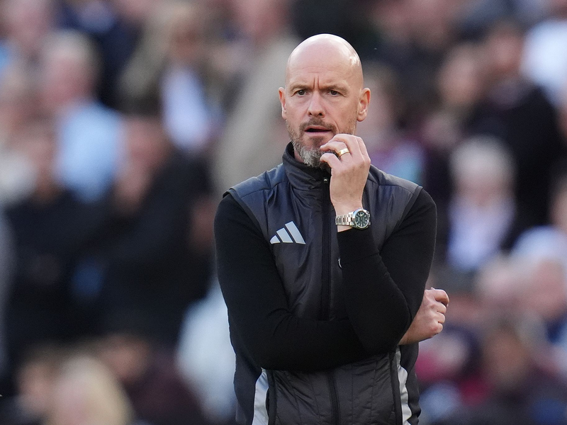 Trainer Erik ten Hag steht einem Bericht zufolge unmittelbar vor der Unterschrift bei Bayer Leverkusen. - Foto: John Walton/PA Wire/dpa