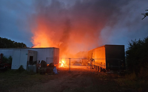 POL-HI: Wohnmobilbrand in Hoheneggelsen - Foto: presseportal.de