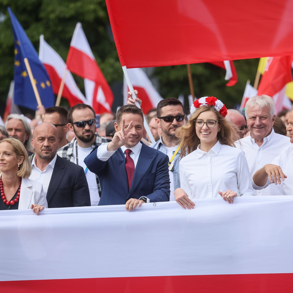 Der proeuropäische polnische Präsidentschaftskandidat Rafal Trzaskowski beim «Großen Marsch der Patrioten» in Warschau. (Foto aktuell) - Foto: Leszek Szymanski/PAP/dpa