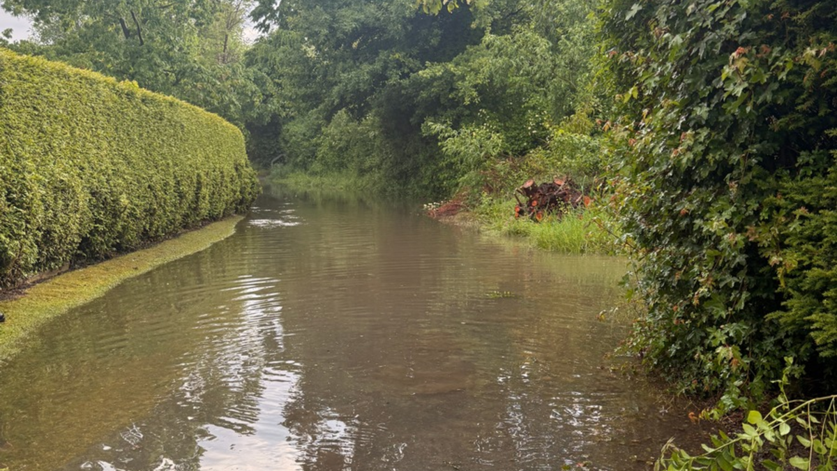 FW-DT: Kleinere Einsätze nach kurzem Starkregen - Foto: presseportal.de