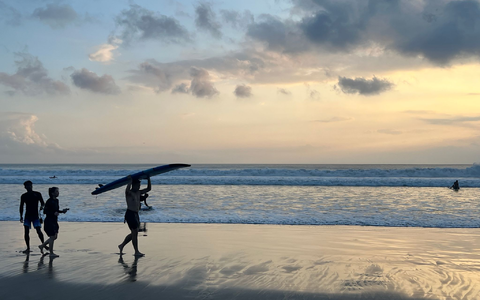 Bali ist bei Touristen aus aller Welt beliebt - geht aber extrem hart gegen Drogenkriminalität vor. (Archivbild)  - Foto: Carola Frentzen/dpa