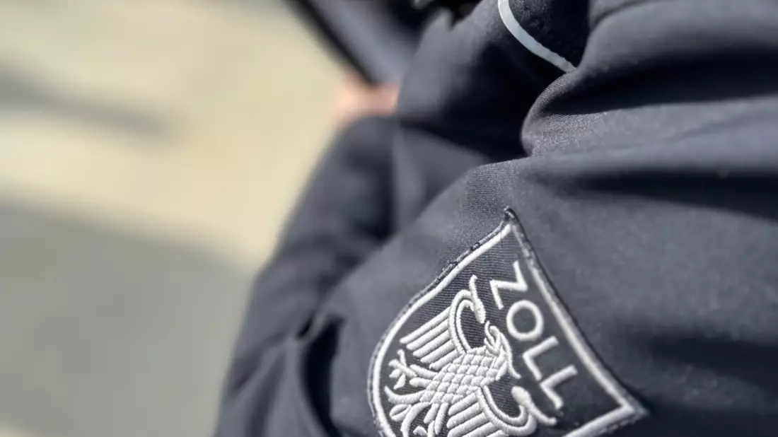 HZA-GI: Zollkontrolle auf Baustelle - sieben Festnahmen - Bild: presseportal.de