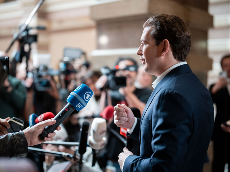 Österreichs Ex-Kanzler Sebastian Kurz ist vom Vorwurf der Falschaussage freigesprochen worden - Foto: Georg Hochmuth/APA/dpa