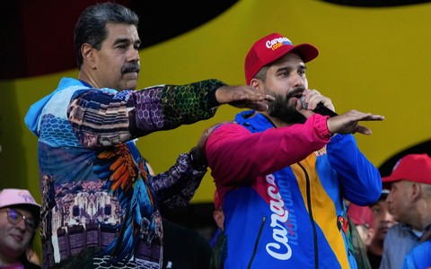 Venezuelas autoritärer Präsident Nicolás Maduro (links) will mit den Wahlen seine Macht zementieren. (Archivbild) - Foto: Ariana Cubillos/AP/dpa Venezuelas autoritärer Präsident Nicolás Maduro (links) will mit den Wahlen seine Macht zementieren. (Archivbild) - Foto: Ariana Cubillos/AP/dpa