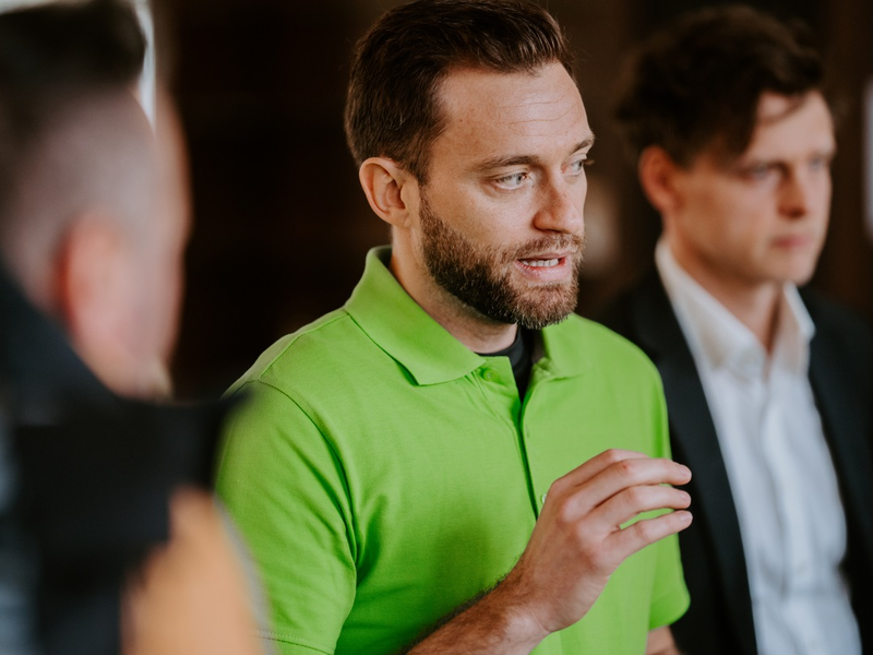 Kein Zaun, aber Gleise – dieser Spielplatz schockt Eltern - Foto: presseportal.de