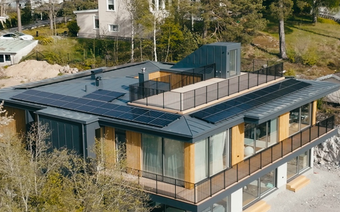 Longi bringt die hocheffiziente Modulserie EcoLife für Eigenheimbesitzer auf den Markt - Foto: presseportal.de