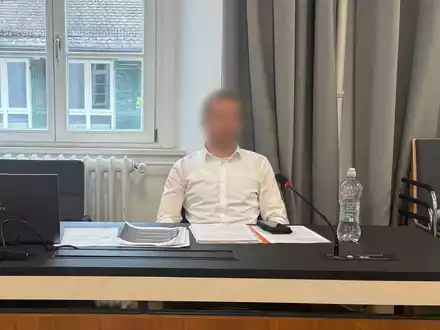 Vor Gericht zeigte sich der Angeklagte geläutert. (Archivbild)  - Foto: Aleksandra Bakmaz/dpa