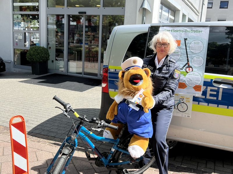 POL-KB: Bad Wildungen - Polizei und Ordnungsamt kontrollieren E-Bikes und Scooter, Polizei bietet Fahrradcodierungen an - Foto: presseportal.de