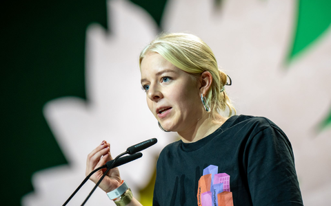 Jette Nietzard fällt öfter mit provokanten Äußerungen in sozialen Medien auf. - Foto: Michael Kappeler/dpa