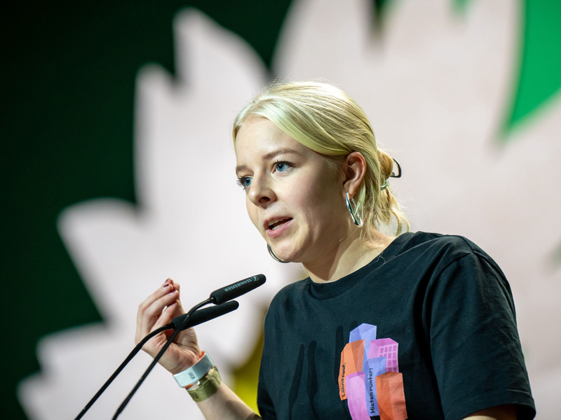 Die Grüne-Jugend-Vorsitzende löste mit einem Anti-Polizei-Pullover Entrüstung aus - und ist von den Reaktionen «überrascht». (Archivbild) - Foto: Michael Kappeler/dpa