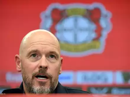 Ten Hag muss in Leverkusen den Umbruch gestalten. - Foto: Federico Gambarini/dpa