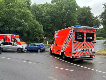 POL-DU: Neudorf: Unfall an Autobahnauffahrt - vier Verletzte - Foto: presseportal.de