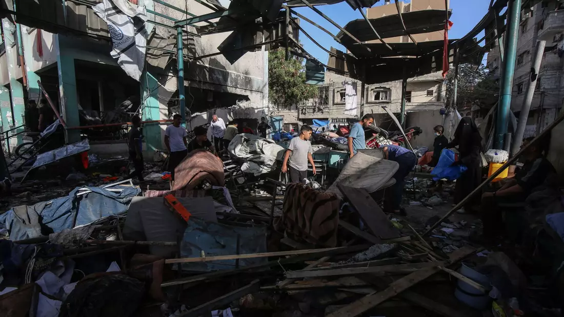 Rund 200.000 Palästinenser soll seit Beginn der Waffenruhe in Gazas Norden zurückgekehrt sein. - Bild: Rizek Abdeljawad/XinHua/dpa