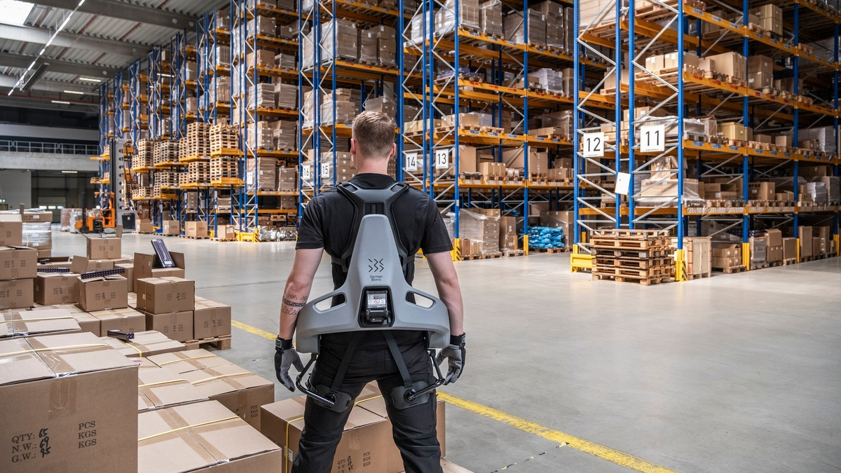 German Bionic launcht Exia: Das weltweit stärkste Exoskelett unterstützt mit echter KI-Power - Foto: presseportal.de