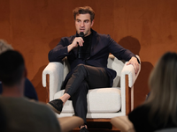 Airbnb kündigt erste globale Live-Musik-Partnerschaft an / Mit einzigartigen Musik-Experiences für Fans auf mehreren Lollapalooza-Festivals weltweit - Foto: presseportal.de