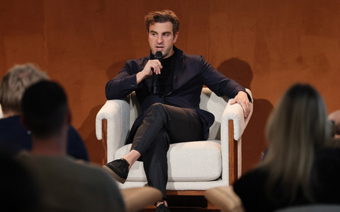 Airbnb kündigt erste globale Live-Musik-Partnerschaft an / Mit einzigartigen Musik-Experiences für Fans auf mehreren Lollapalooza-Festivals weltweit - Foto: presseportal.de Airbnb kündigt erste globale Live-Musik-Partnerschaft an / Mit einzigartigen Musik-Experiences für Fans auf mehreren Lollapalooza-Festivals weltweit - Foto: presseportal.de