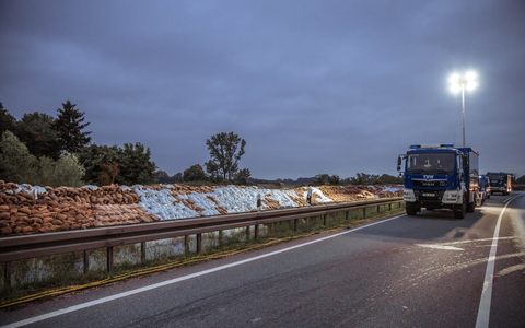 THW Bayern: Jahrhunderthochwasser in Bayern: Emotionaler Rückblick des THW Einsatzes - Foto: presseportal.de THW Bayern: Jahrhunderthochwasser in Bayern: Emotionaler Rückblick des THW Einsatzes - Foto: presseportal.de