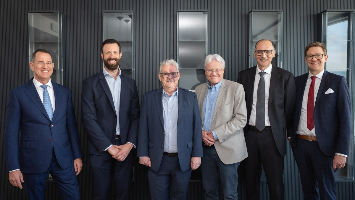 RHEACELL und AOP Health: Strategische Allianz für neuartige Therapien für Krankheit der Schmetterlingskinder und chronisch-venöse Wunden - Foto: presseportal.de