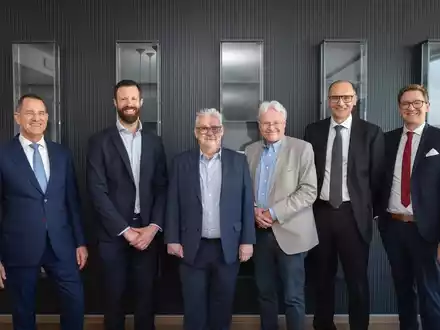 RHEACELL und AOP Health: Strategische Allianz für neuartige Therapien für Krankheit der Schmetterlingskinder und chronisch-venöse Wunden - Foto: presseportal.de