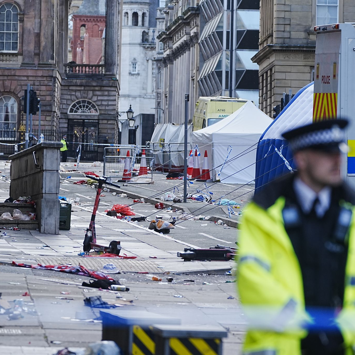 Die Ermittlungen in Liverpool laufen auf Hochtouren. - Foto: Peter Byrne/PA Wire/dpa