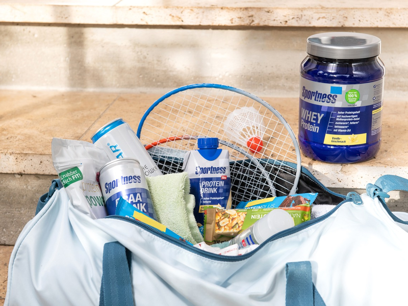 Auch beim Sport: Trennen wie Profis / Mit richtiger Mülltrennung gewinnen: Teamtrikots und Geldpreise für die Vereinskasse - Foto: presseportal.de