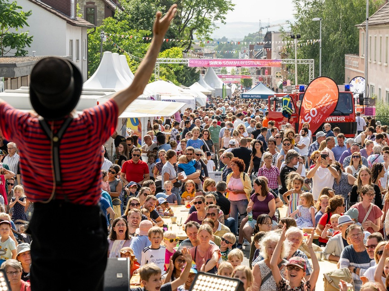 SWR Sommerfestival mit Festivalmeile und ARD Familientag - Foto: presseportal.de