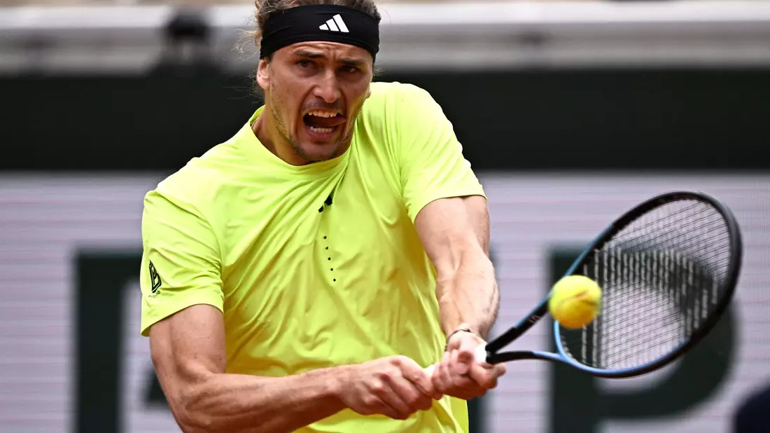 Daniel Altmaier steht bei den French Open im Achtelfinale. - Bild: Julien De Rosa/AFP/dpa