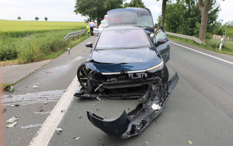 POL-HX: 22-jÀhriger Motorradfahrer bei Unfall lebensgefÀhrlich verletzt - Foto: presseportal.de POL-HX: 22-jÀhriger Motorradfahrer bei Unfall lebensgefÀhrlich verletzt - Foto: presseportal.de