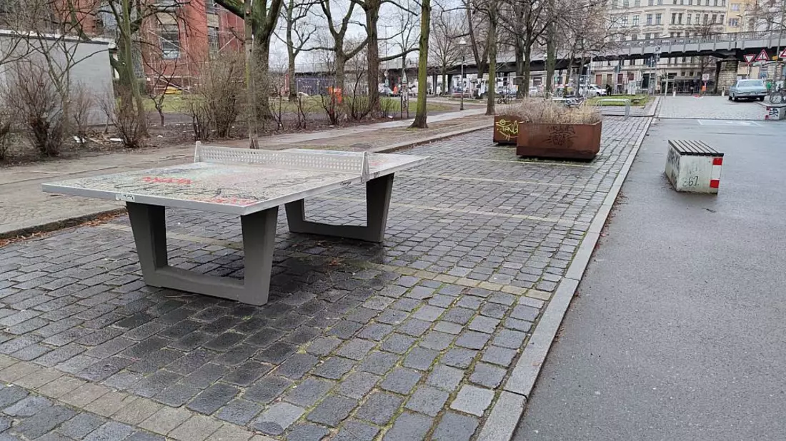 Tischtennisplatten (Archiv) - Bild: über dts Nachrichtenagentur