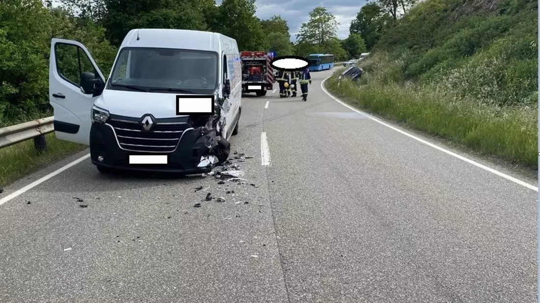POL-PILEK: Verkehrsunfall - Zusammenstoß im Gegenverkehr - Bild: presseportal.de