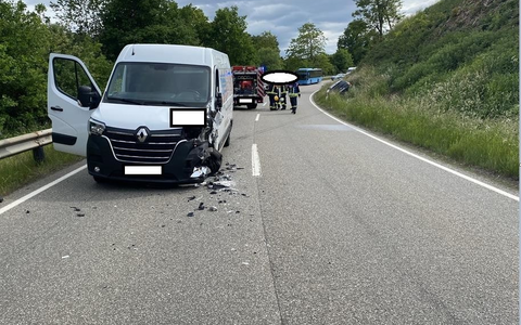POL-PILEK: Verkehrsunfall - Zusammenstoß im Gegenverkehr - Foto: presseportal.de