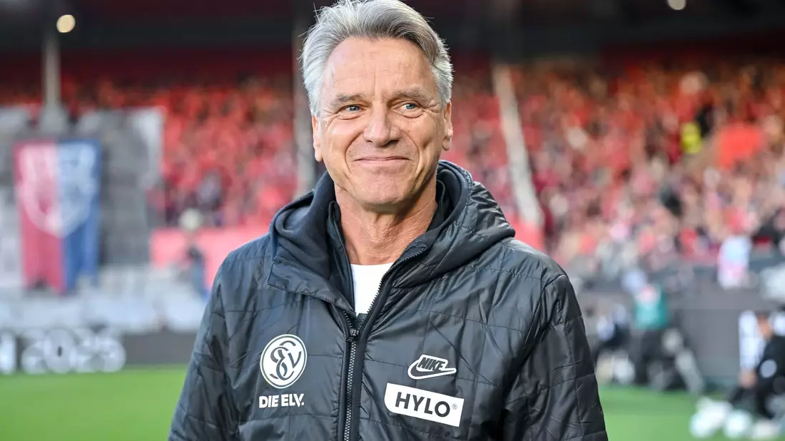 Trainer Horst Steffen - Wechselt er in die Fußball-Bundesliga? - Bild: Harry Langer/dpa