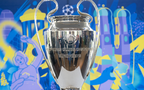 In München wird um den wichtigsten Pokal im Vereinsfußball gespielt. - Foto: Sven Hoppe/dpa