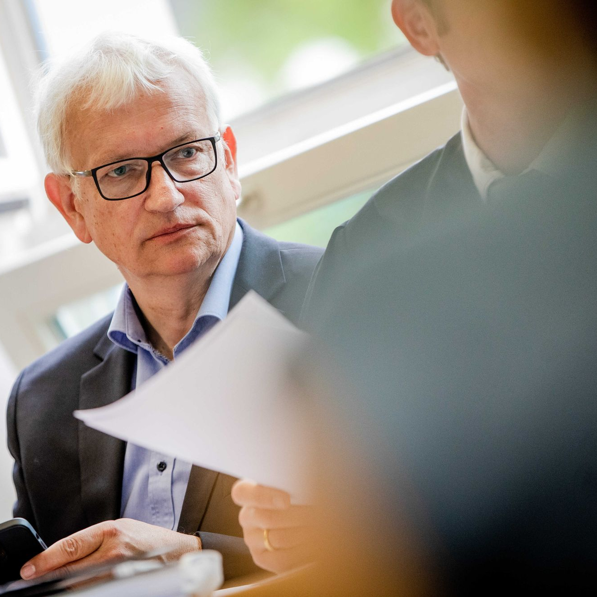 Nimmt Apple ins Visier: Der Chef der Deutschen Umwelthilfe, Jürgen Resch (Archivbild) - Foto: Christoph Schmidt/dpa