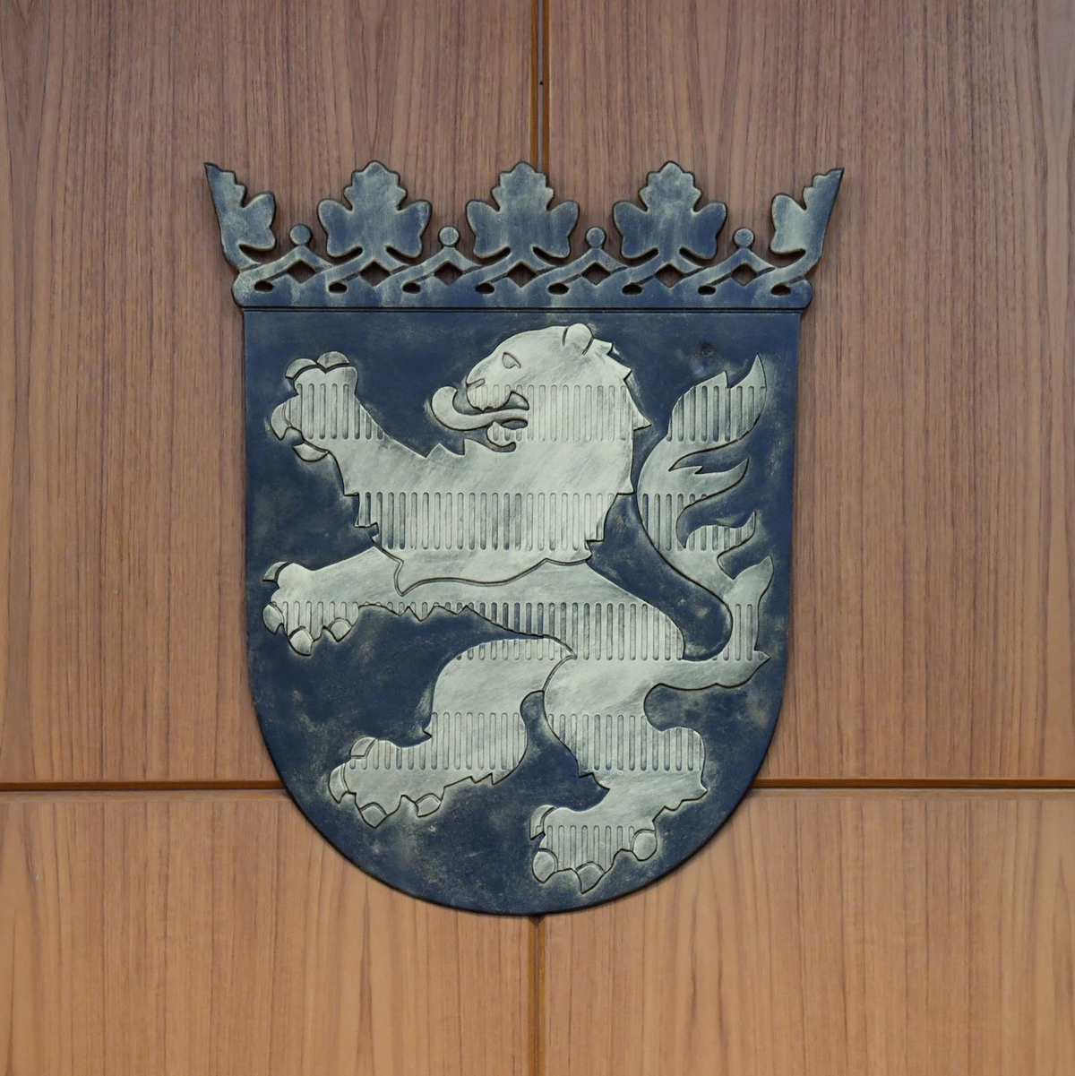 Das Frankfurter Landgericht soll am 3. Juni gegen die Vorwürfe an Apple verhandeln - Foto: Arne Dedert/dpa