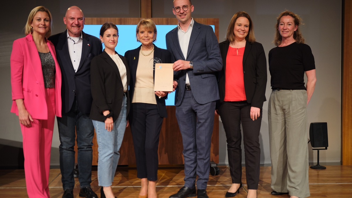 Lidl erhält Deutschen Preis für Unternehmensengagement / Gemeinsam mit brotZeit e.V. macht sich Lidl für Chancengerechtigkeit unter Kindern stark - Foto: presseportal.de